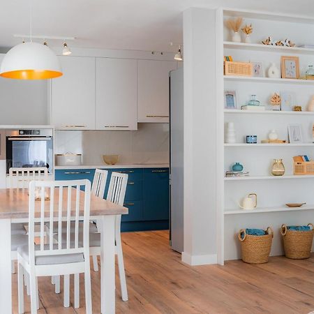 Luxury Apartment Laluna Kamen Luaran gambar