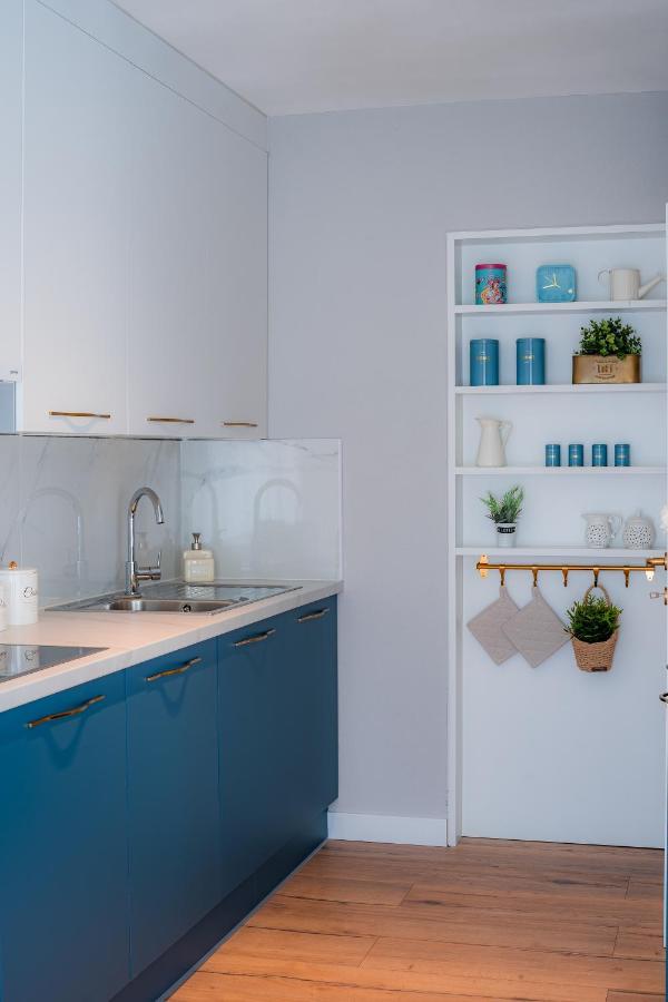 Luxury Apartment Laluna Kamen Luaran gambar